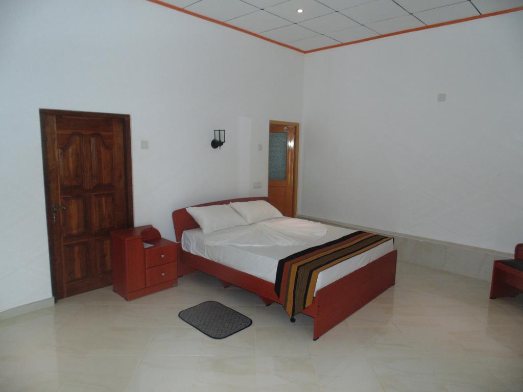 White Eagle Hotel Sigirîya Chambre photo